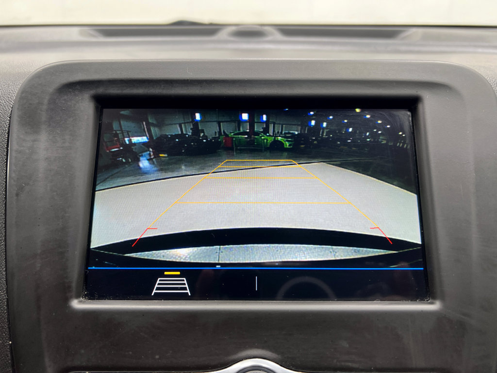 Used 2019 Chevrolet Equinox LT FWD image 11