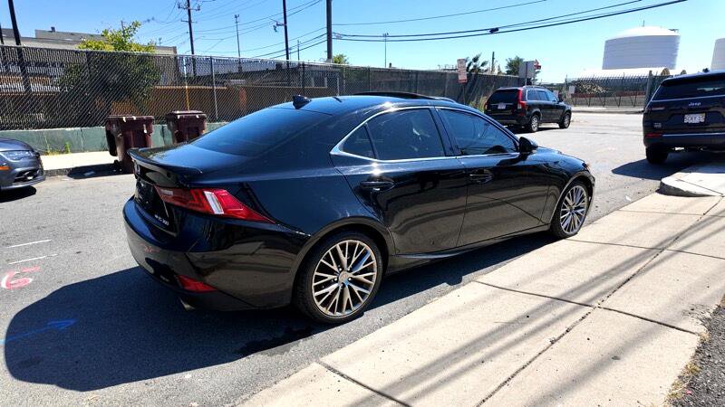 Used 2016 Lexus IS 300 AWD image 4