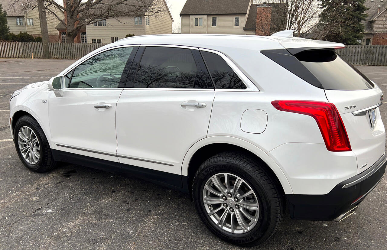 Used 2017 Cadillac XT5 Luxury w/ Driver Awareness Package image 8