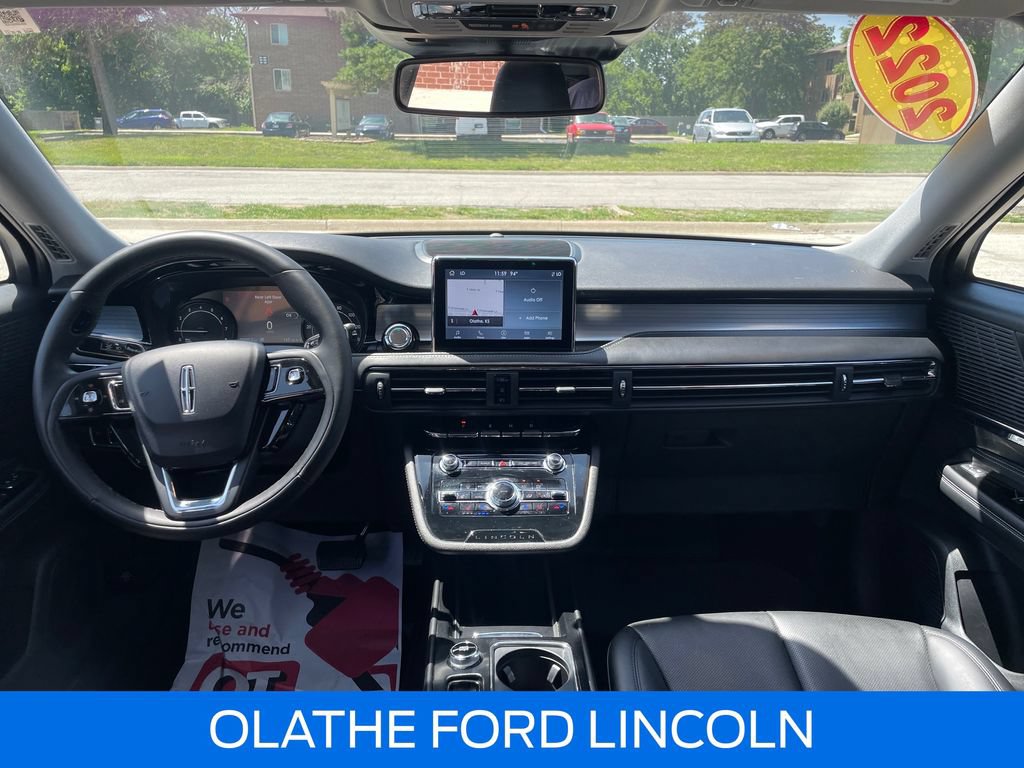 Certified 2022 Lincoln Corsair AWD w/ Equipment Group 101A image 16