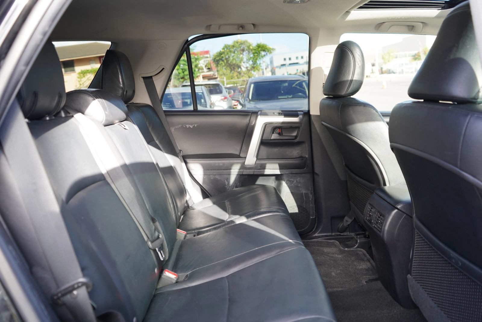 Used 2011 Toyota 4Runner Limited AWD/4WD image 20