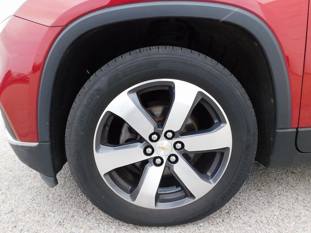 Used 2018 Chevrolet Traverse LT w/ LPO, Floor Liner Package image 10