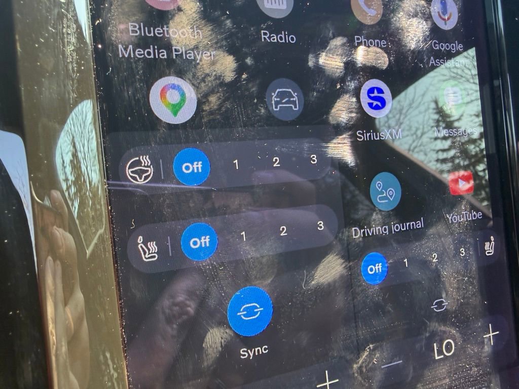 Used 2023 Volvo XC60 T8 Plus image 26