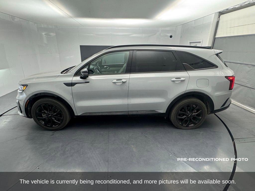 Used 2023 Kia Sorento SX FWD image 2