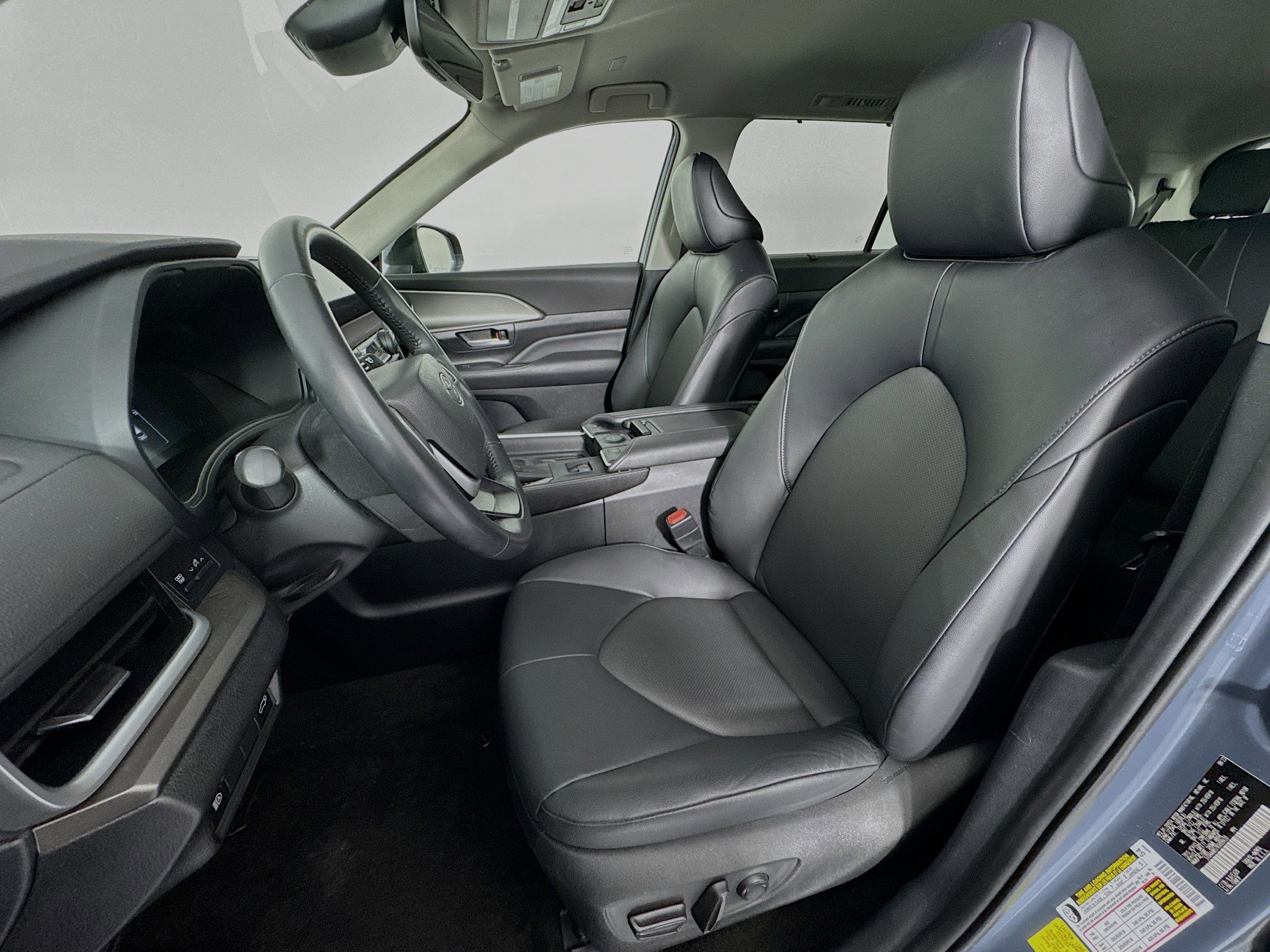 Used 2024 Toyota Grand Highlander XLE image 21