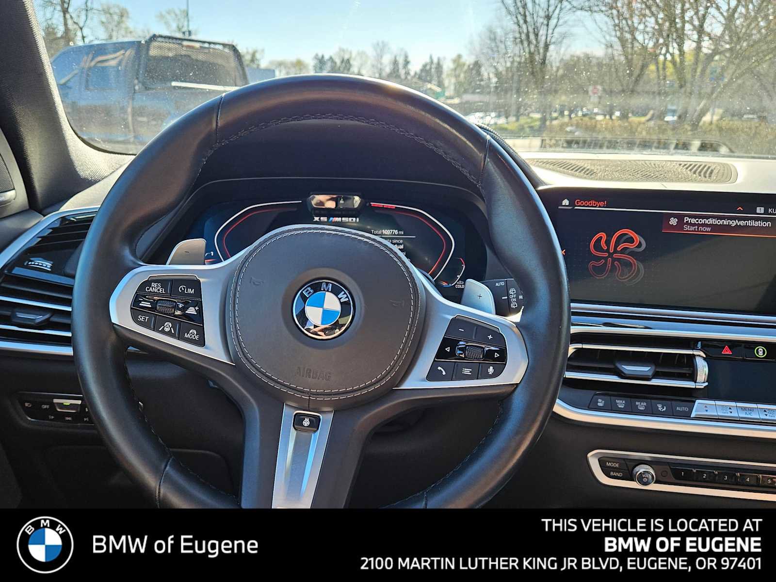 Used 2020 BMW X5 M50i image 22