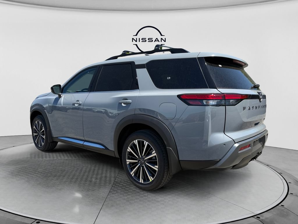 New 2026 Nissan Pathfinder Platinum w/ Cargo Package AWD/4WD image 3