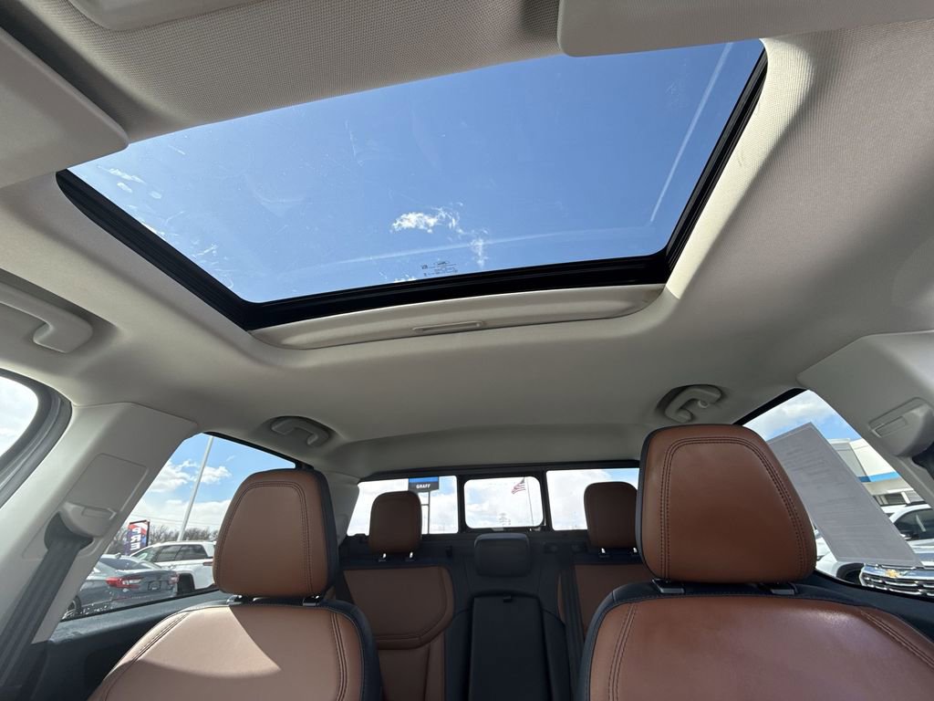 Used 2023 Ford Maverick Lariat w/ Lariat Luxury Package image 16