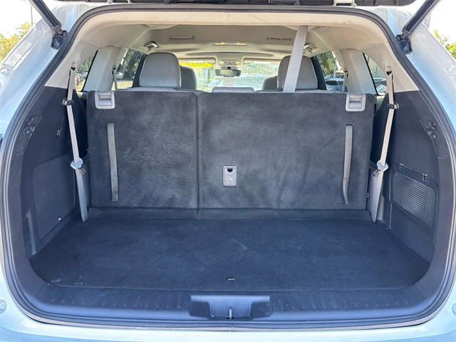 Used 2022 Toyota Highlander Limited image 9