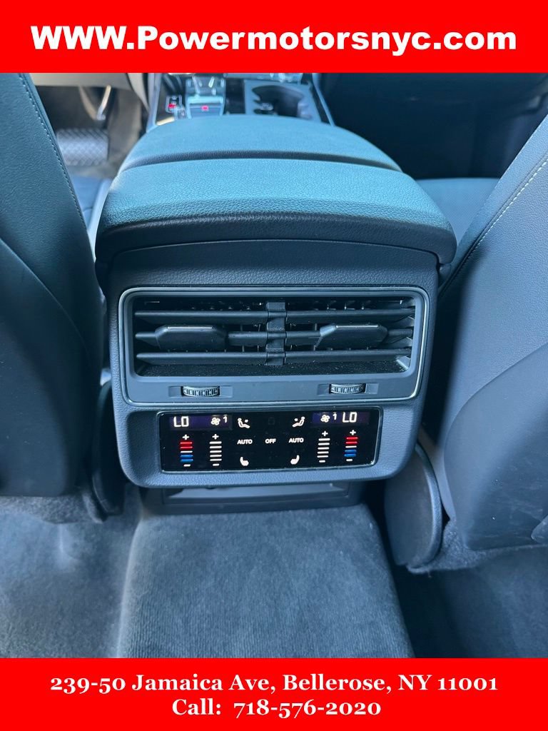 Used 2021 Audi Q8 Premium Plus w/ Premium Plus Package AWD/4WD image 32
