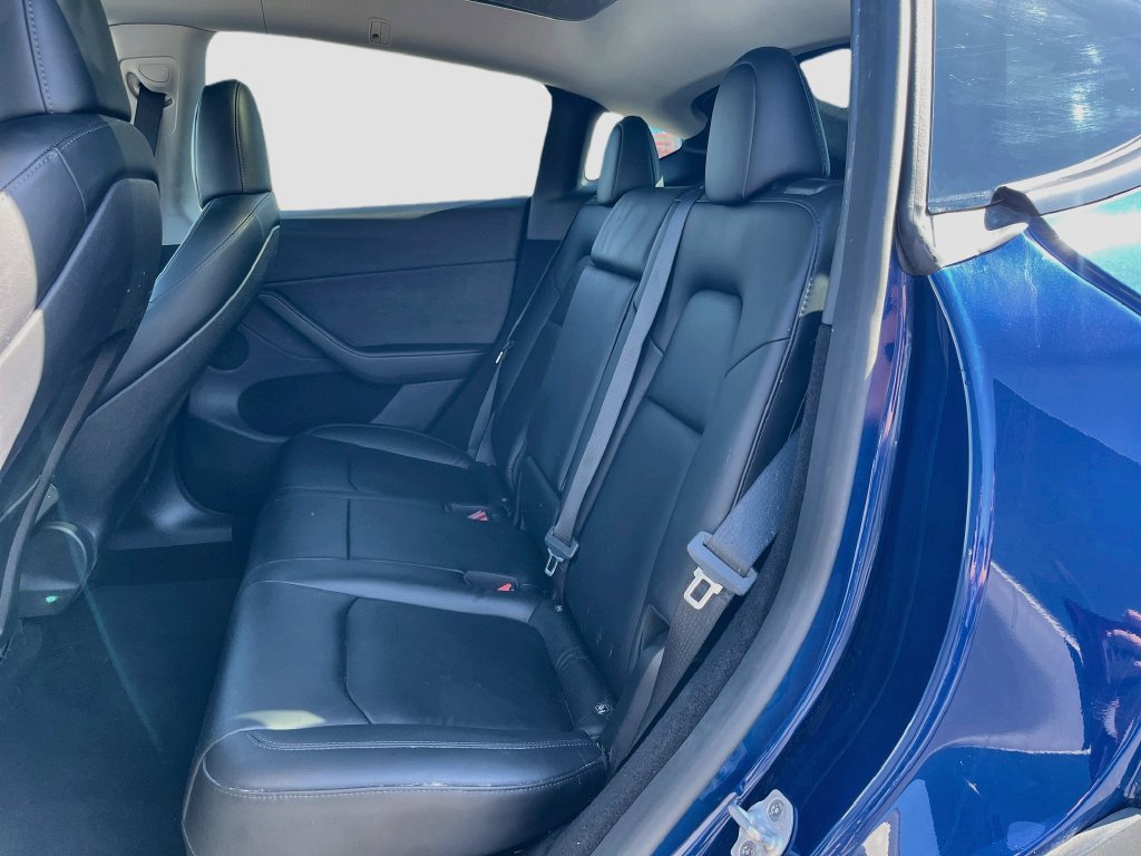 Used 2023 Tesla Model Y Long Range AWD/4WD image 25
