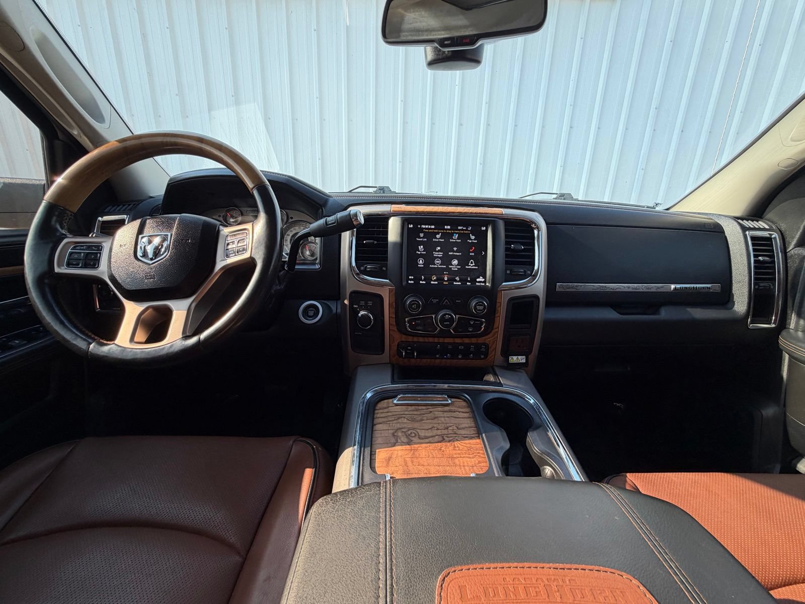 Used 2018 RAM 3500 Laramie Longhorn AWD/4WD image 23