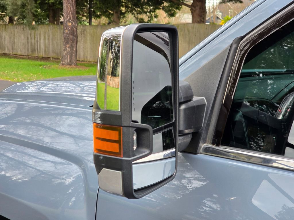 Used 2016 Chevrolet Silverado 1500 LTZ w/ LTZ Plus Package image 11