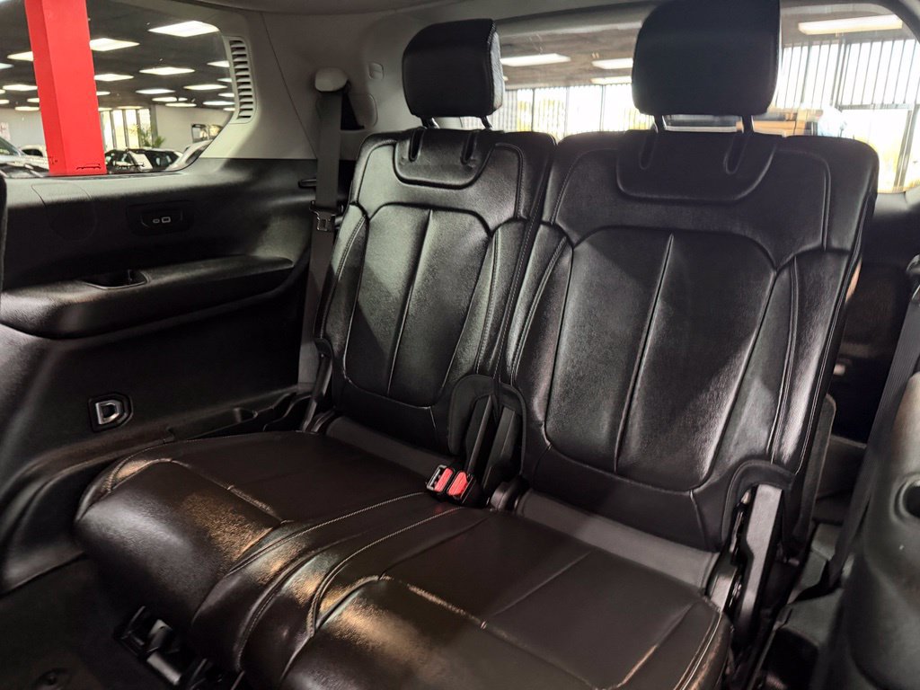 Used 2022 Jeep Grand Cherokee L Limited w/ Black Appearance Package RWD image 42