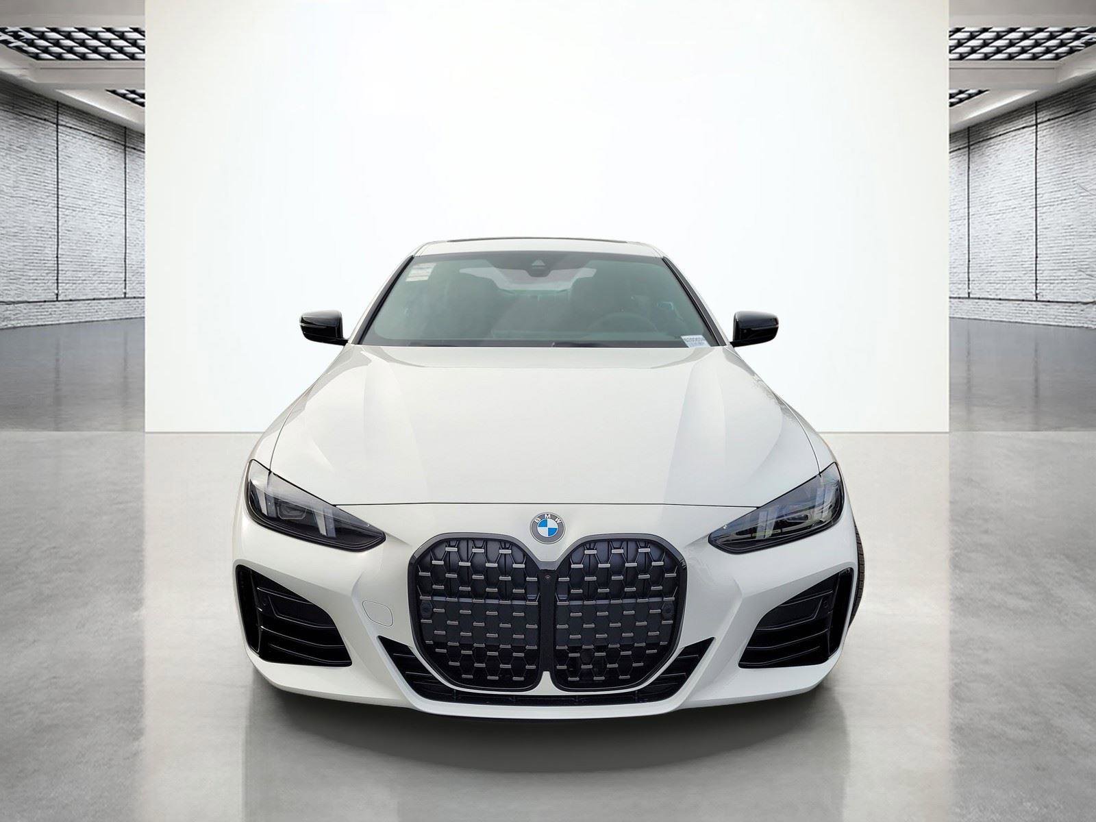 New 2026 BMW 430i Coupe w/ M Sport Package image 3