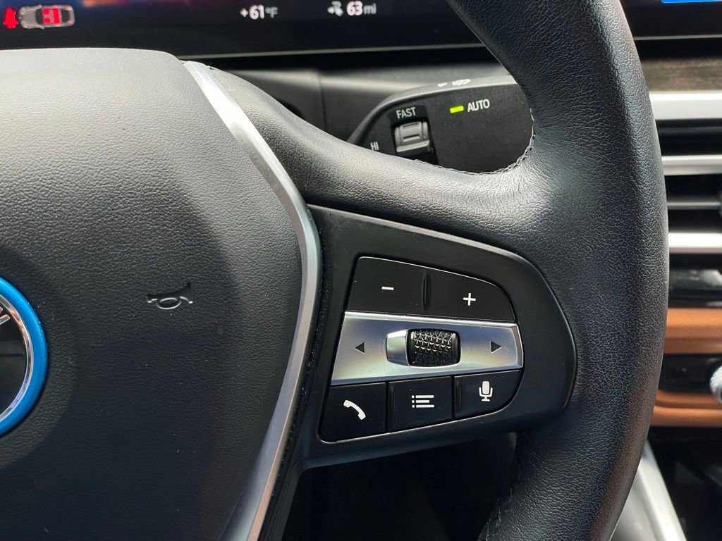 Used 2023 BMW i4 eDrive40 w/ Premium Package RWD image 14