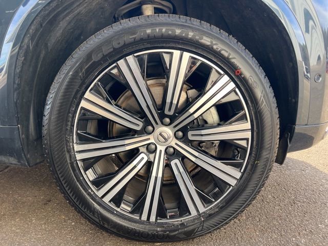Certified 2024 Volvo XC90 B5 Plus image 12