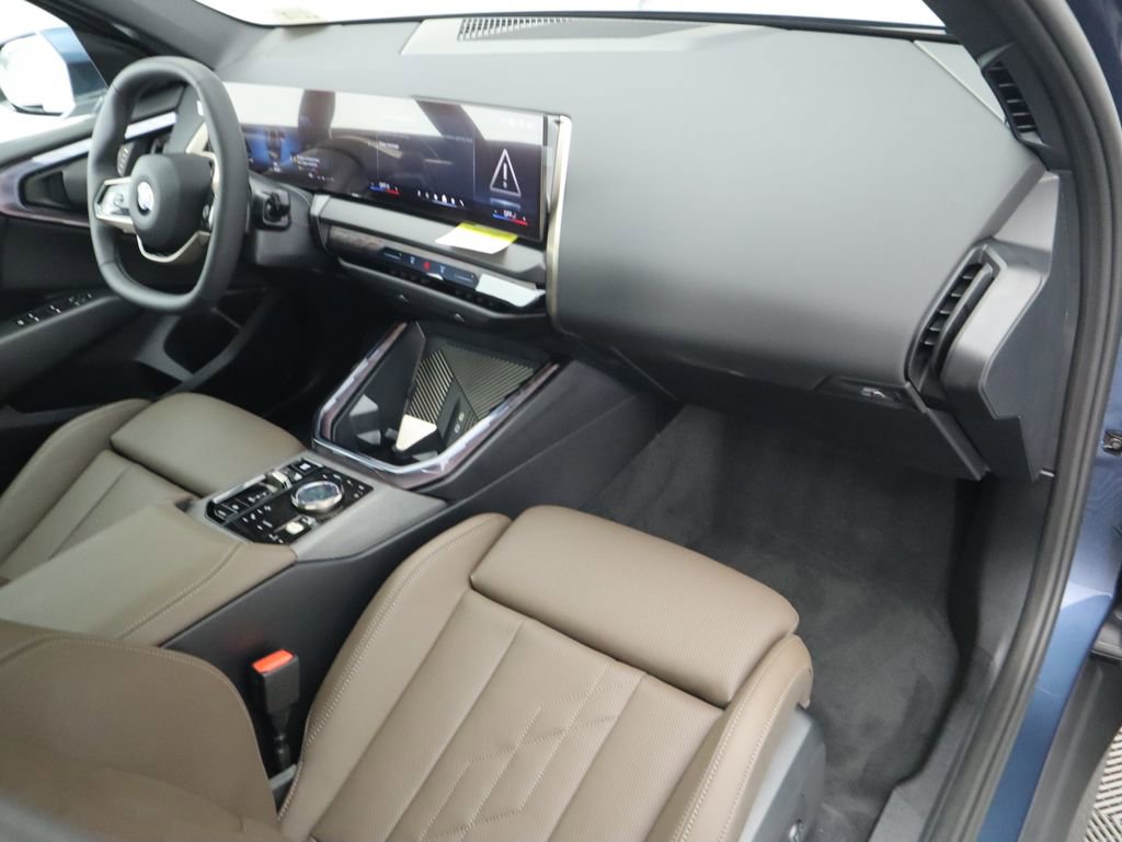 Certified 2025 BMW X3 xDrive30i w/ Convenience Package image 19