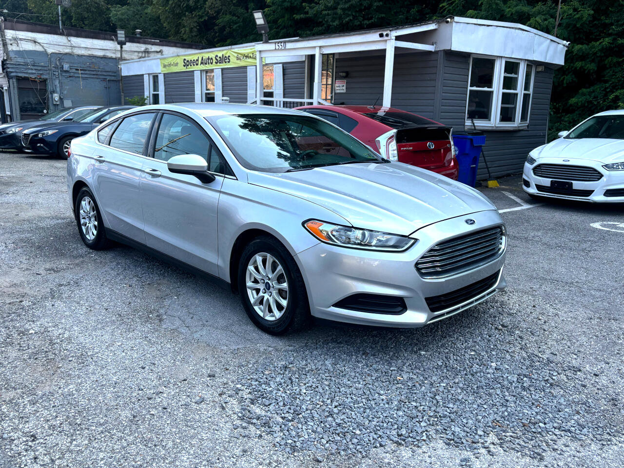 Used 2016 Ford Fusion S image 3