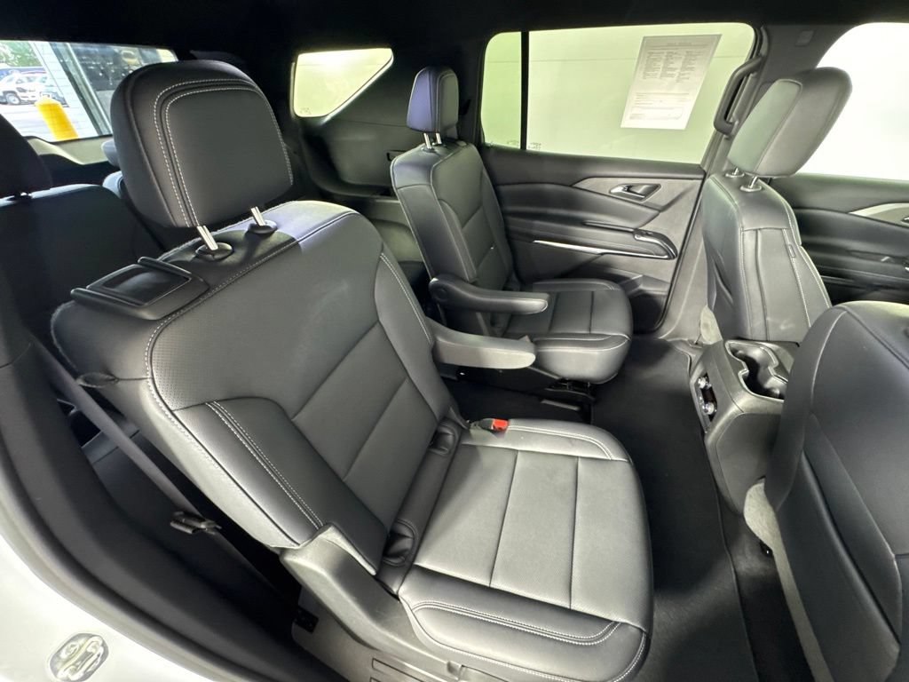 Certified 2026 Chevrolet Traverse LT AWD/4WD image 37