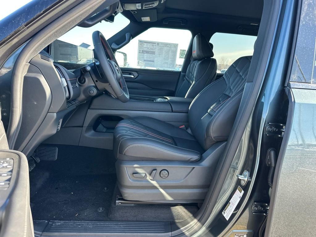 New 2026 Nissan Armada PRO-4X image 9