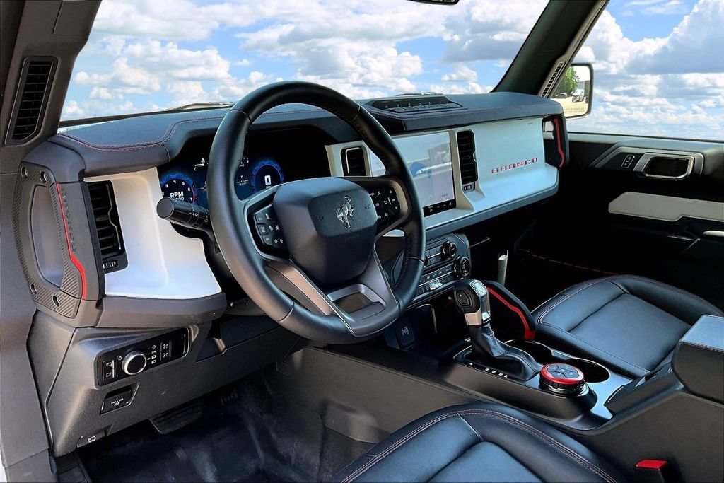 Used 2025 Ford Bronco Stroppe Edition AWD/4WD image 19
