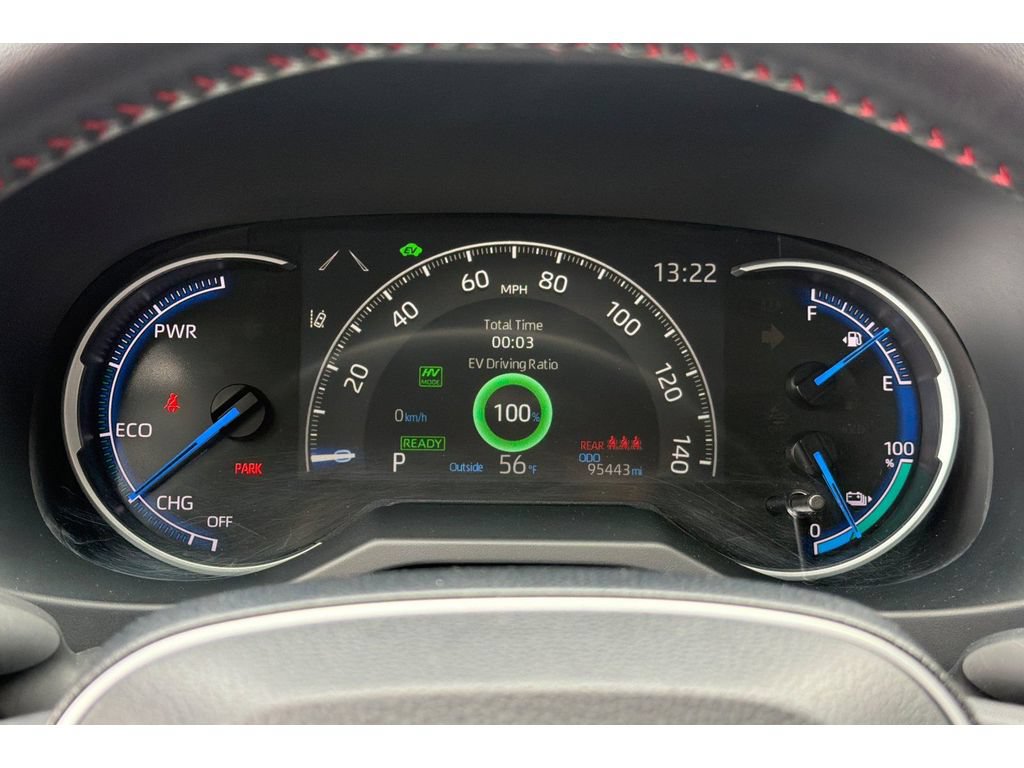 Used 2022 Toyota RAV4 SE w/ Weather & Moonroof Package AWD/4WD image 24