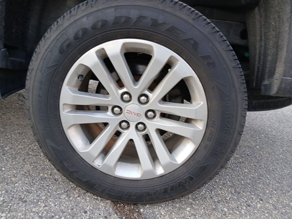 Used 2019 GMC Canyon SLT w/ Driver Alert Package image 9