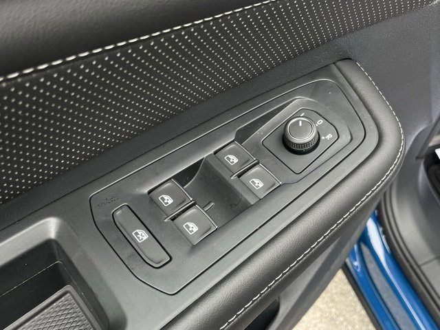New 2025 Volkswagen Atlas Cross Sport SEL R-Line image 18