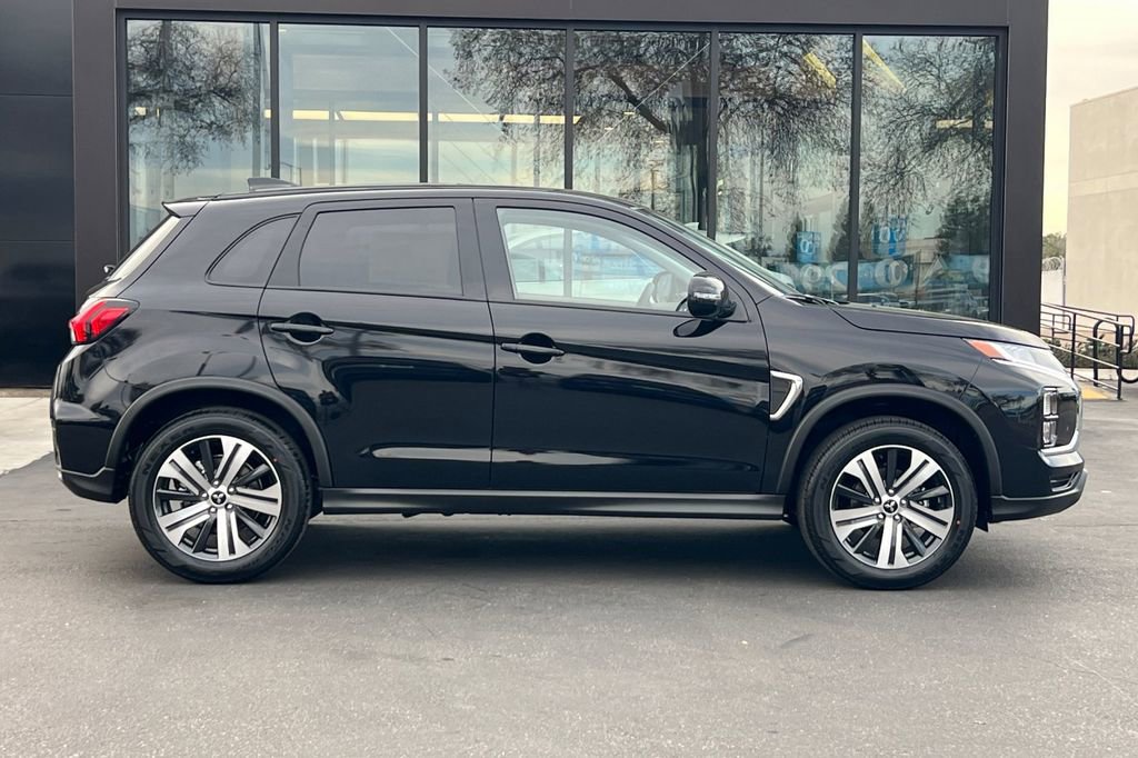 New 2026 Mitsubishi Outlander Sport SE image 4