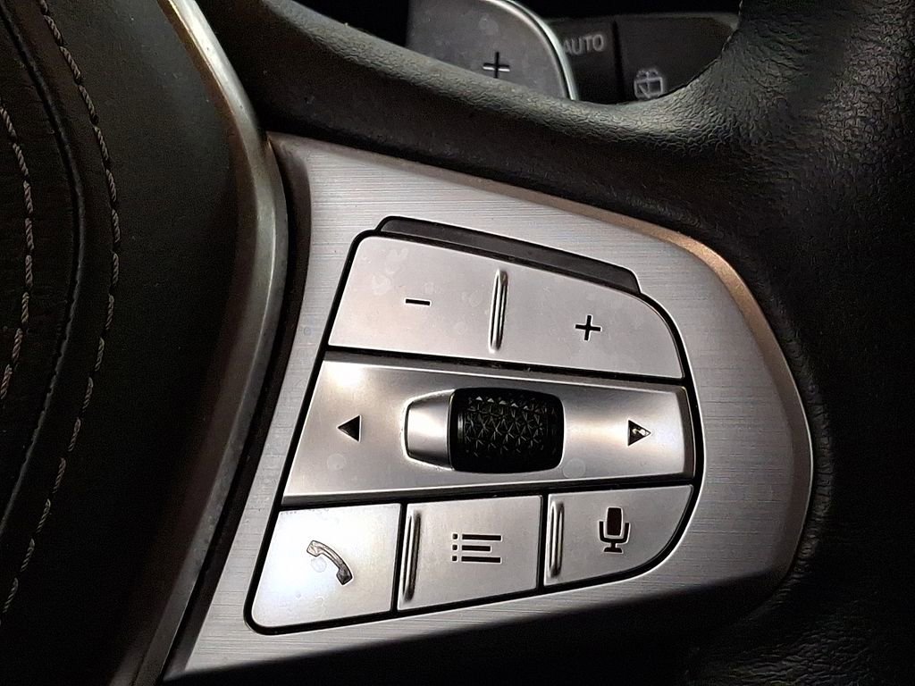 Certified 2023 BMW X7 xDrive40i w/ Executive Package image 17