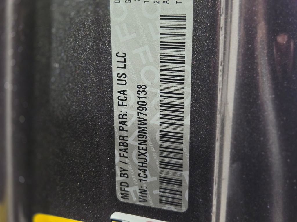 Used 2021 Jeep Wrangler Unlimited Sahara w/ Dual Top Group image 27