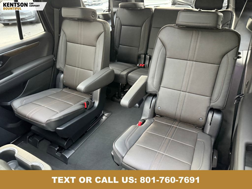 Used 2025 Chevrolet Tahoe High Country image 34