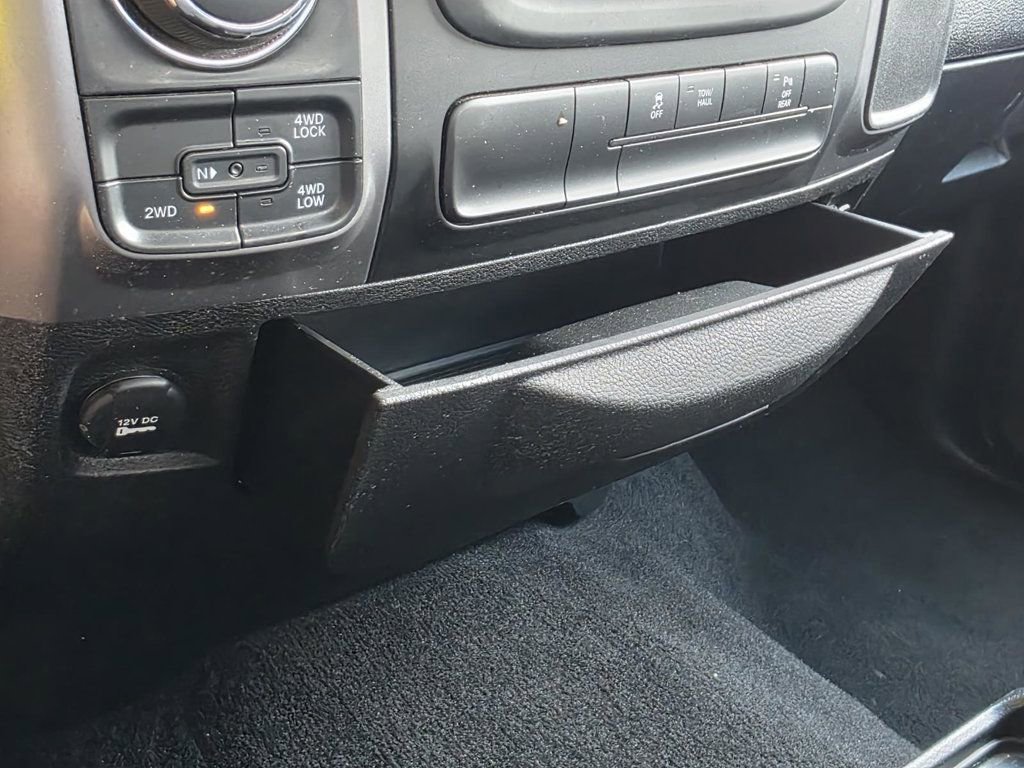 Used 2024 RAM 1500 Classic Warlock AWD/4WD image 14