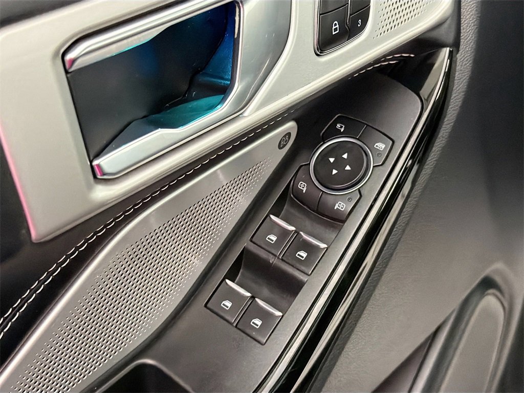 Used 2021 Ford Explorer ST w/ ST Street Pack image 17