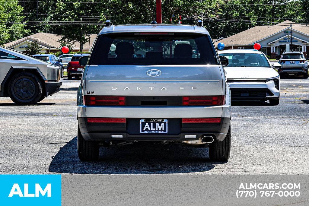 Used 2026 Hyundai Santa Fe SEL FWD image 11