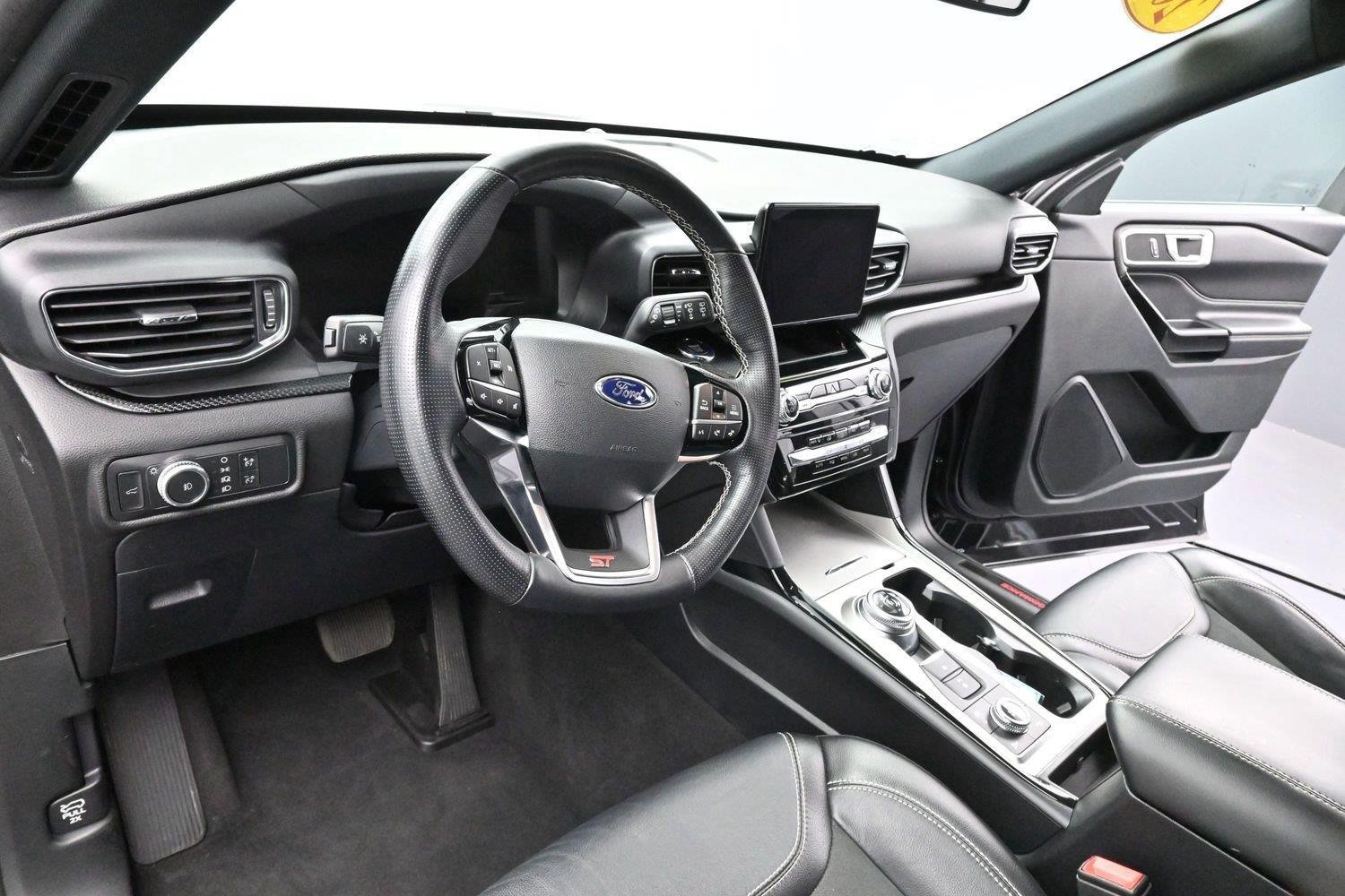 Used 2022 Ford Explorer ST AWD/4WD image 17