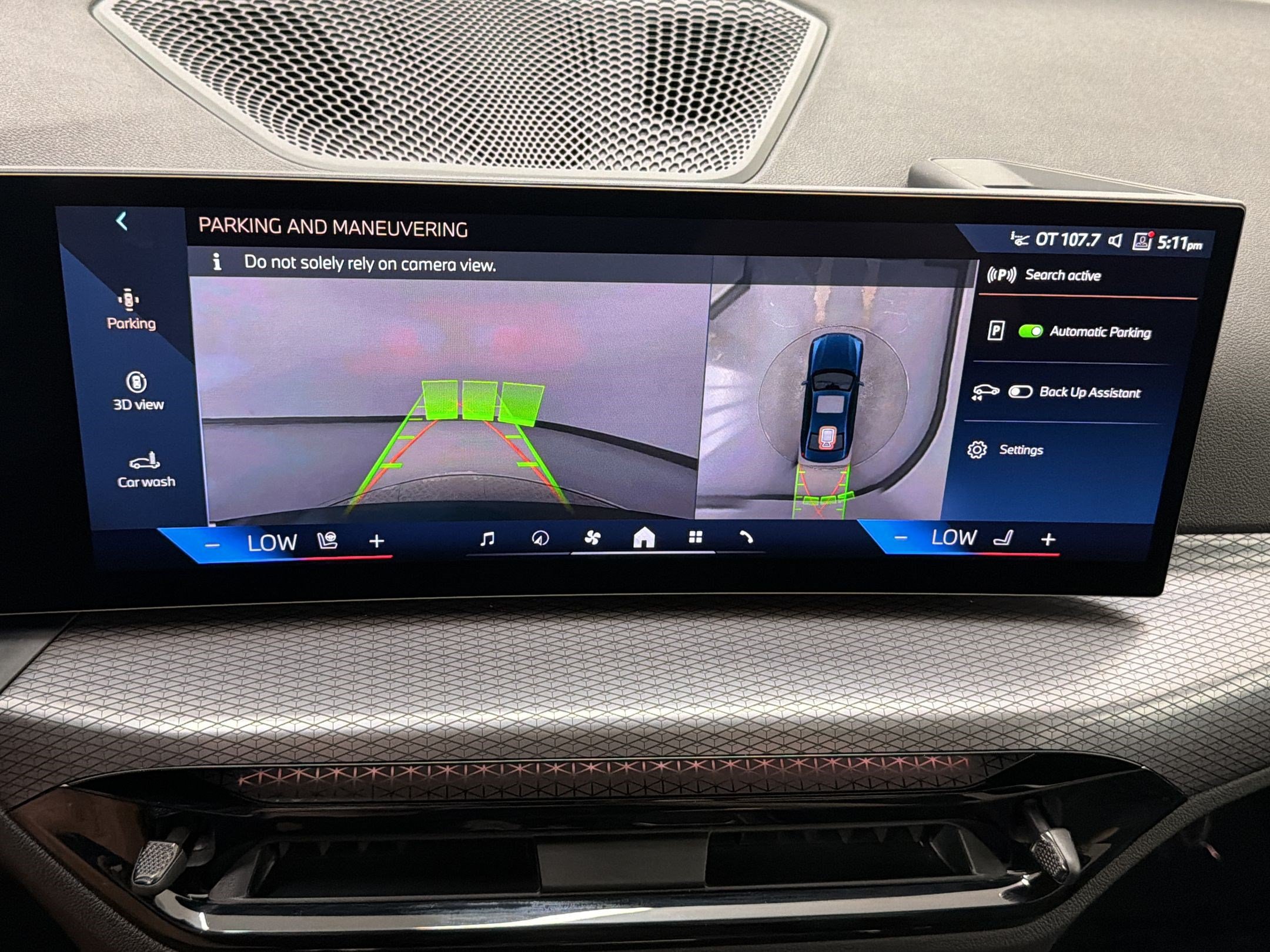 Certified 2025 BMW 330i Sedan RWD image 20