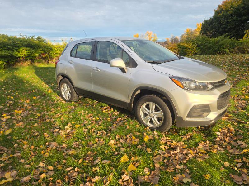 Used 2018 Chevrolet Trax LS image 14