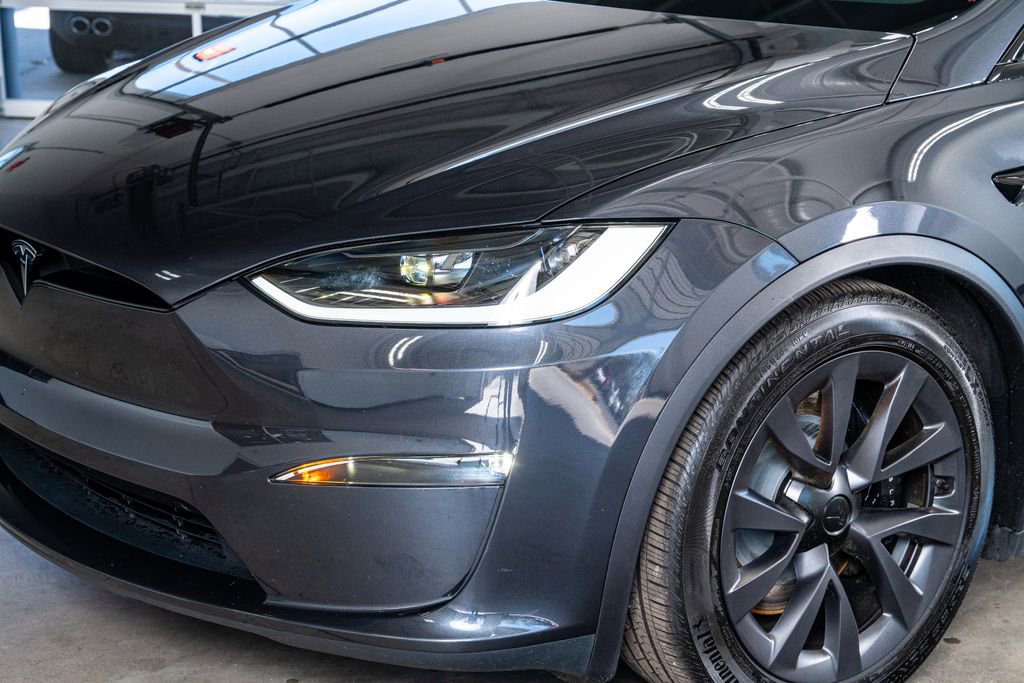 Used 2024 Tesla Model X image 12