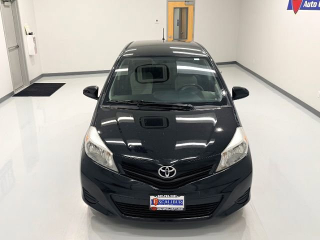 Used 2013 Toyota Yaris LE image 2