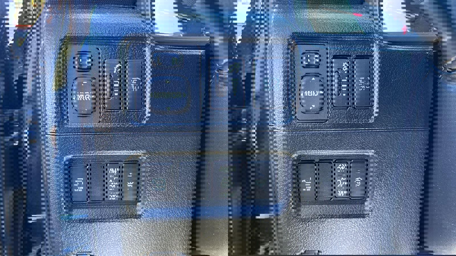 Used 2023 Toyota 4Runner TRD Off-Road Premium w/ Off Road Premium Plus Package image 25