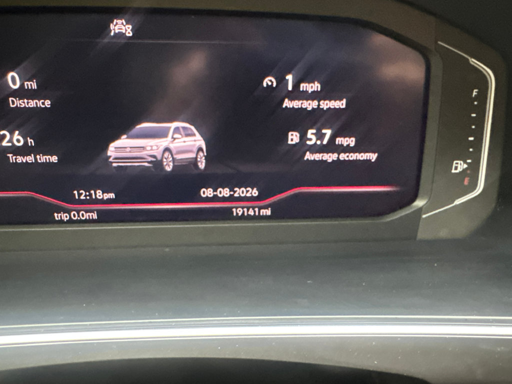 Used 2024 Volkswagen Tiguan SEL R-Line AWD/4WD image 61