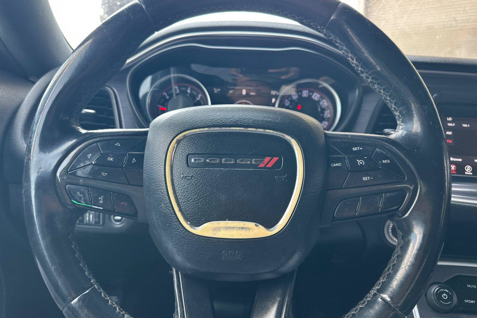 Used 2018 Dodge Challenger SXT RWD image 21