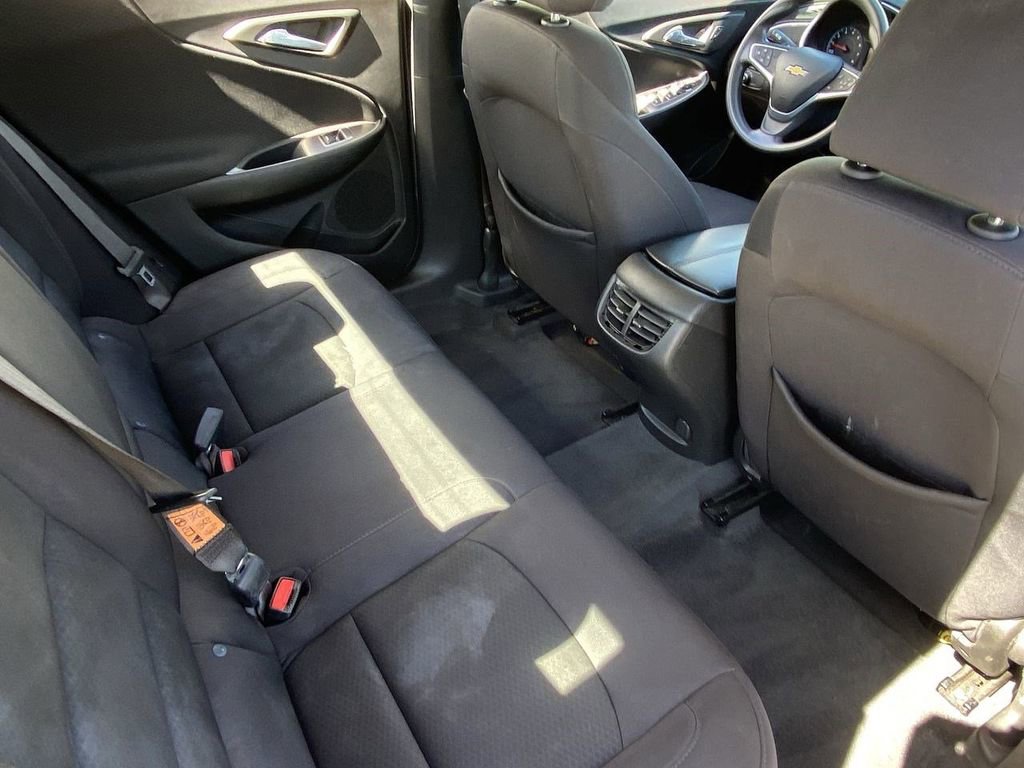Used 2022 Chevrolet Malibu LT image 14