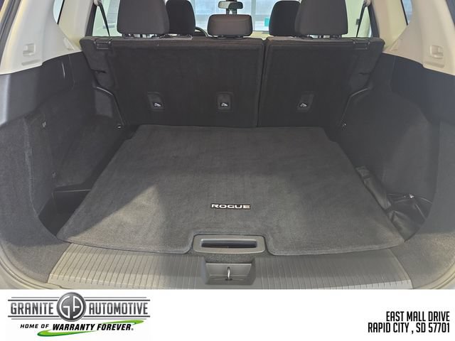 Used 2023 Nissan Rogue SV AWD/4WD image 22