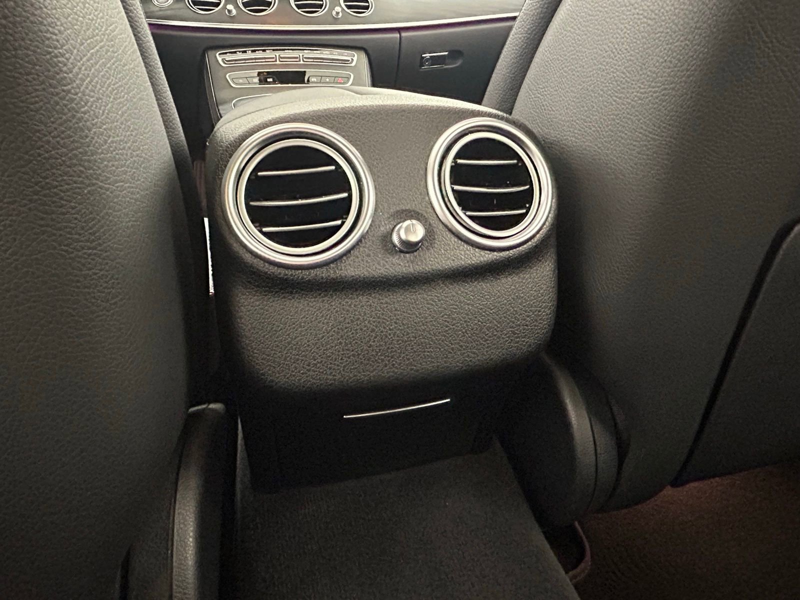 Used 2023 Mercedes-Benz E 350 4MATIC Sedan w/ Premium Package image 35