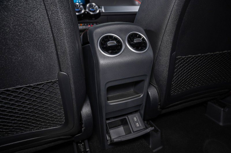 Certified 2026 Mercedes-Benz GLB 35 AMG 4MATIC image 26