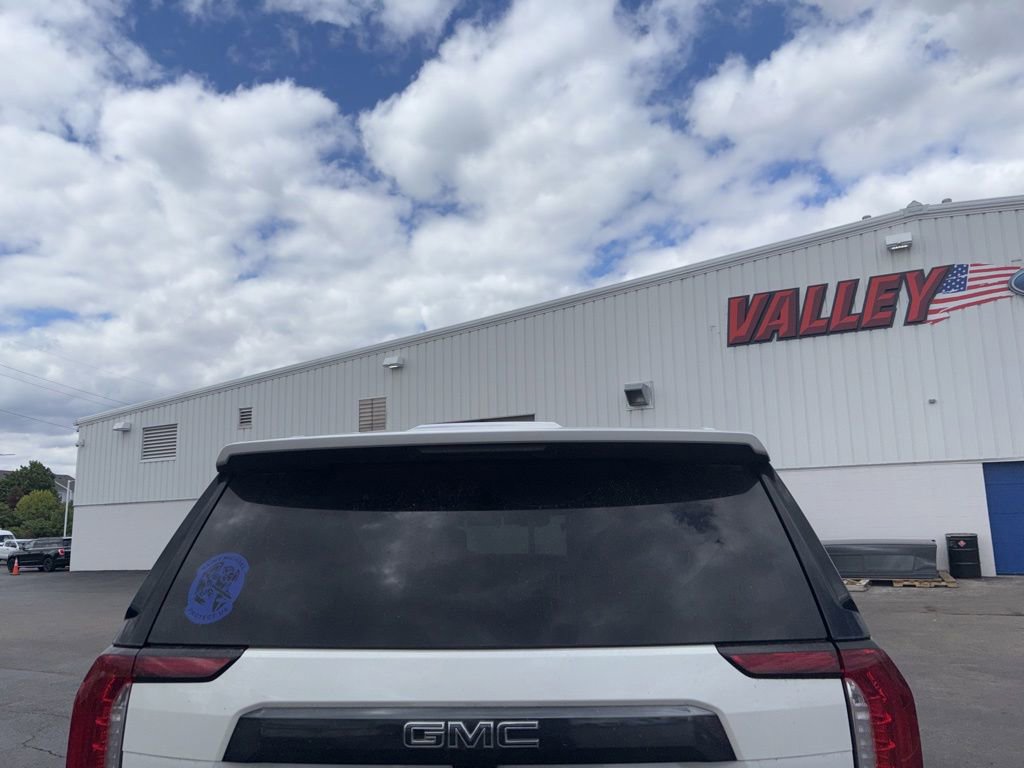 Used 2024 GMC Yukon Denali Ultimate AWD/4WD image 4