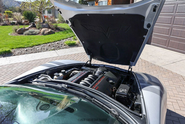 Used 2010 Chevrolet Corvette Coupe w/ 1LT image 15